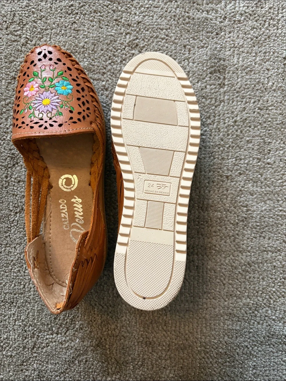 N/A tan leather